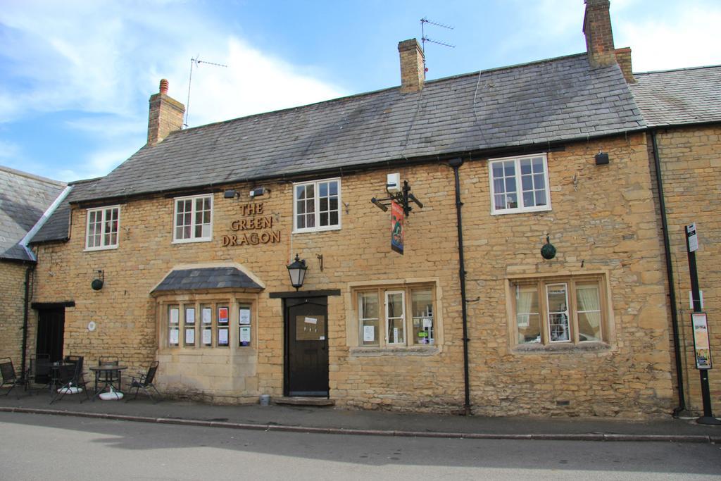 Hotel Green Dragon Brigstock Exterior foto
